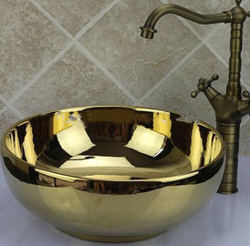 A máquina do chapeamento de ouro dos encaixes do banheiro, torneiras estanha o ouro, máquina do chapeamento do ouro PVD do ZRN nos torneiras de bronze